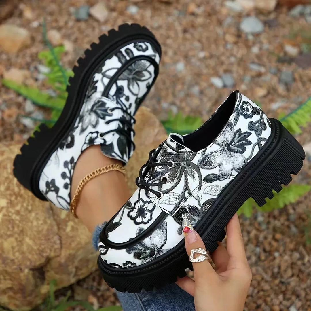 Tess| Orthopädische Mokassins mit Blumen
