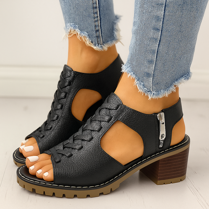 Boston | Damen Leder Peeptoe-Sandalen – Gravur-Detail, Dicker Absatz & Elegant
