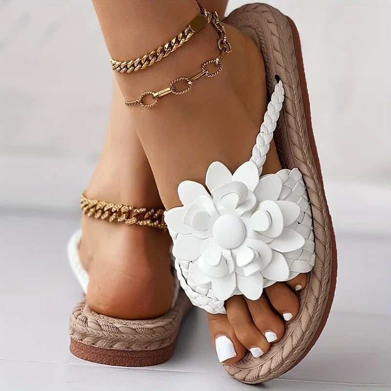 Damen Blumen-Flachsandalen – Geflochtene Riemen, Weiches Futter & Feminin