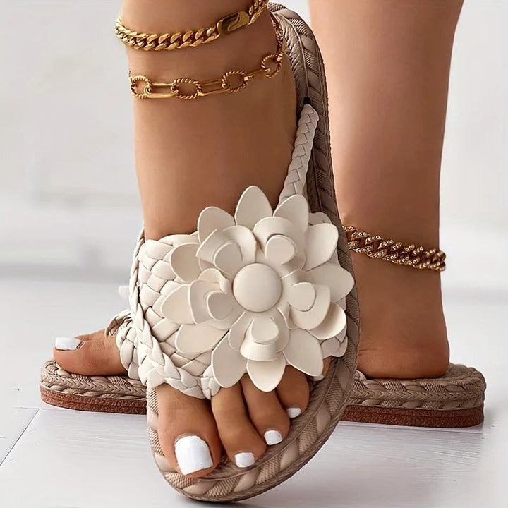Damen Blumen-Flachsandalen – Geflochtene Riemen, Weiches Futter & Feminin