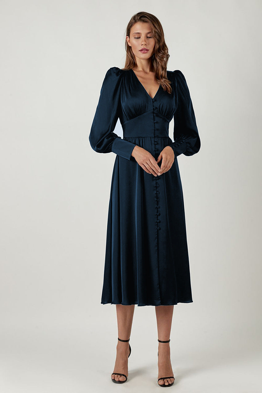 Mekko mit langen Ärmeln - Satinartiger Glanz und Eleganz