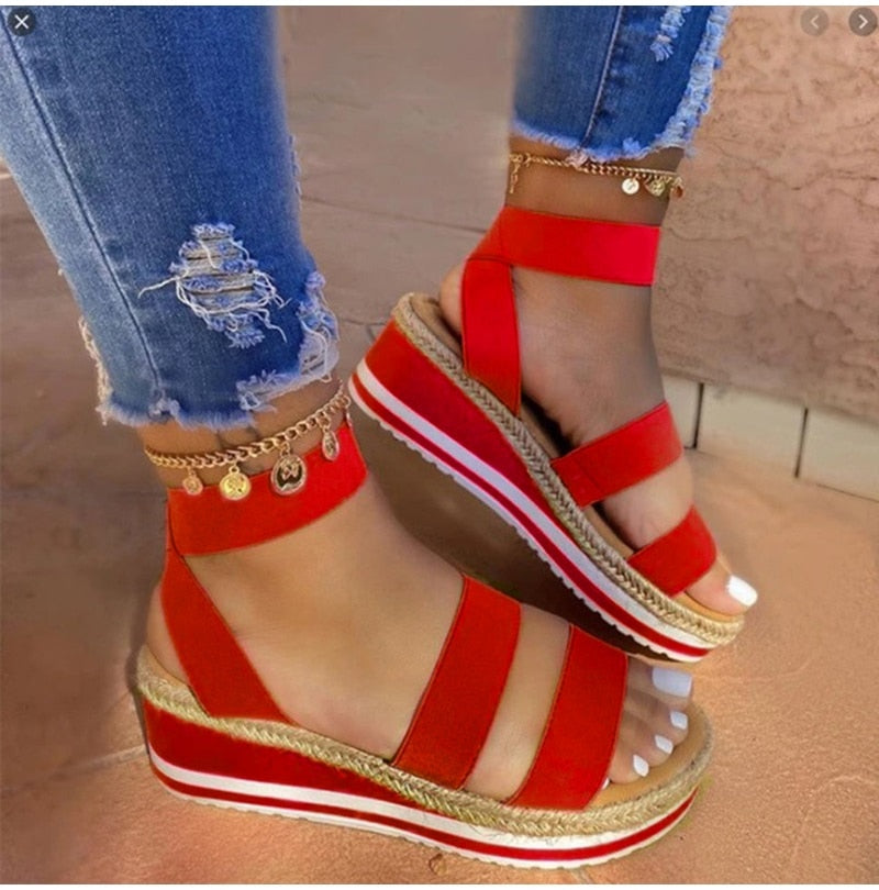 Damen Sommer High Heels – Kreuzriemen-Design, Mittelhoher Absatz & Stilvoll