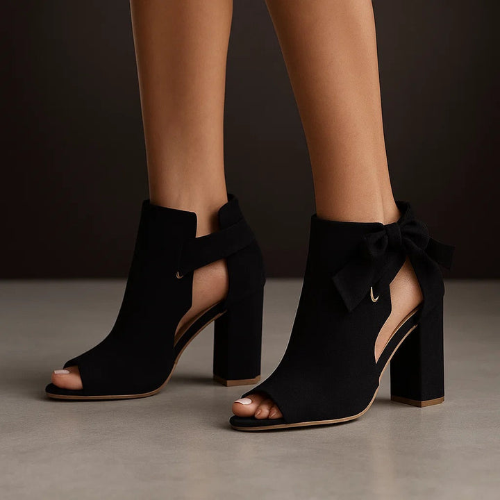 Damen High Heel Sandalen | Blockabsatz Design – Schleifendetail, Knöchelriemen & Eleganter Abend Stil