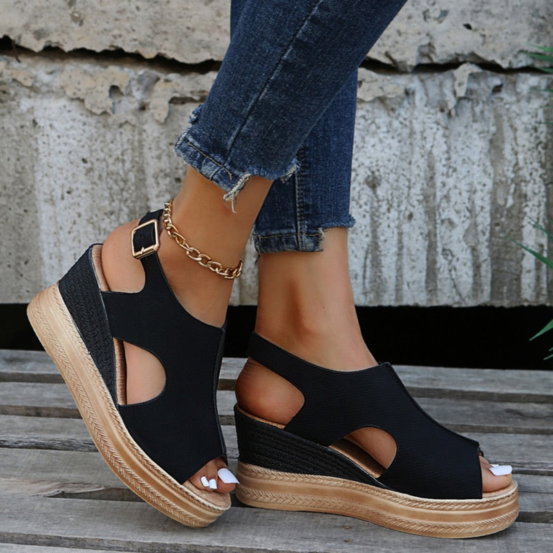 Damen - Elegante Sandalen mit Absatz - Bequemes Design für den Sommer - Modische Damenschuhe