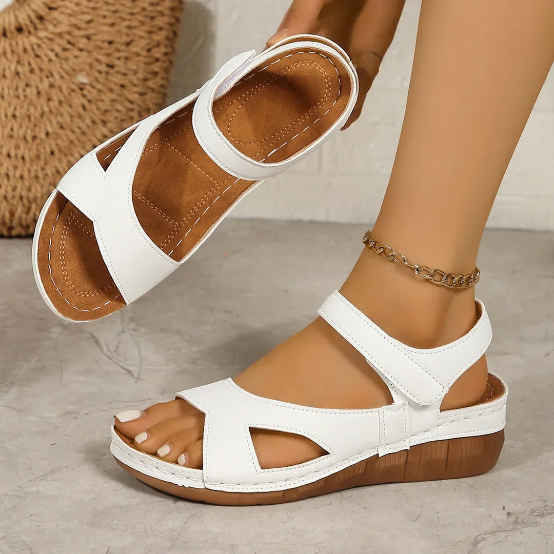 Pia | Damen Blumen-Keilsandalen – Dicke Sohle, Boho-Stil & Grosse Grössen