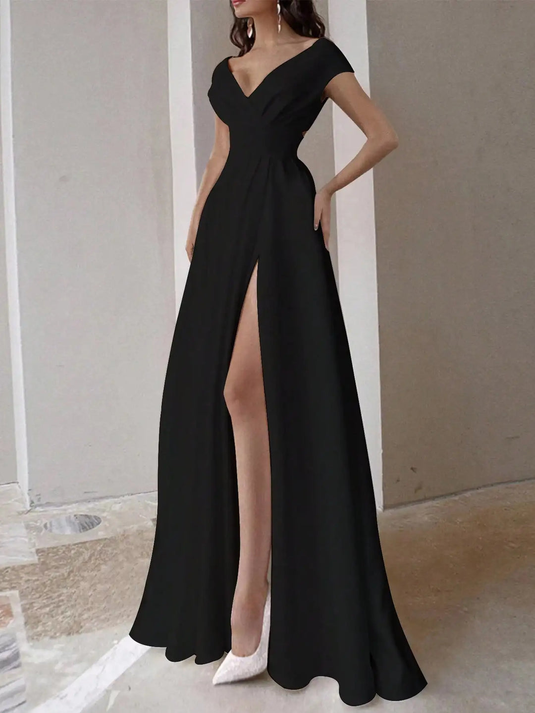Damen Wickel-Maxikleid | V-Ausschnitt, High-Slit Design, Elegante Silhouette & Fliessender Abendlook