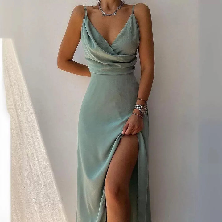Damen Wickel-Maxikleid | V-Ausschnitt, High-Slit Design, Elegante Silhouette & Zeitloser Abendlook