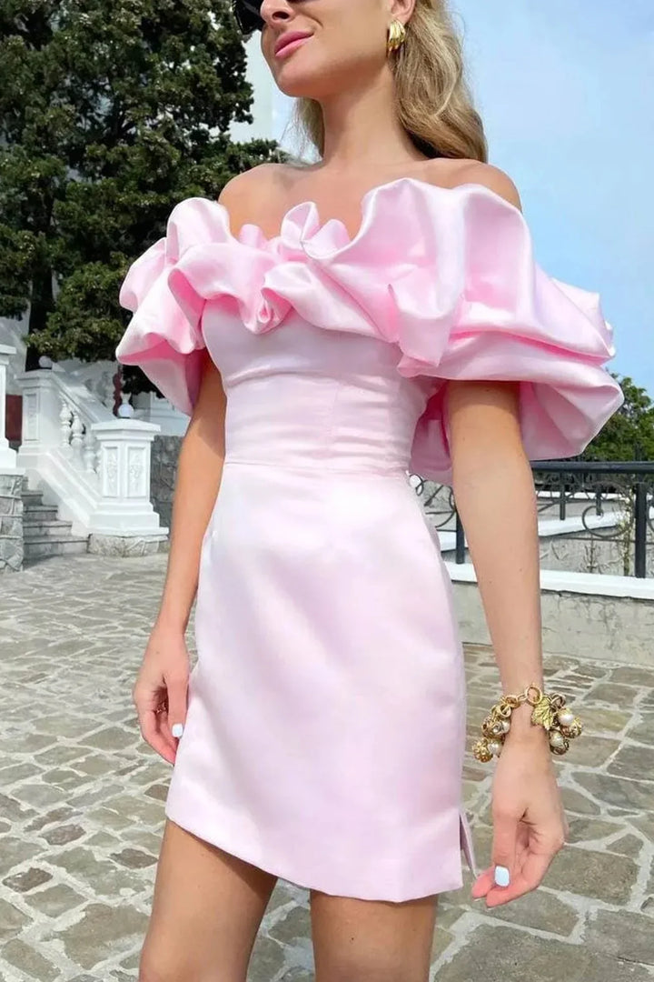 Damen Satin Mini-Kleid – Schulterfrei, Figurbetont & Glamourös