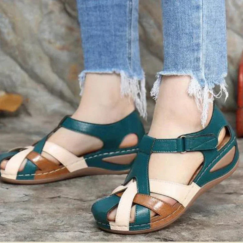 Damen Zehensandalen | Geflochten mit Blumenmuster – Boho Sommersandalen