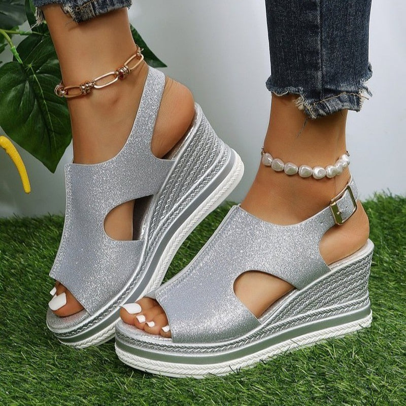 Damen - Elegante Sandalen mit Absatz - Bequemes Design für den Sommer - Modische Damenschuhe