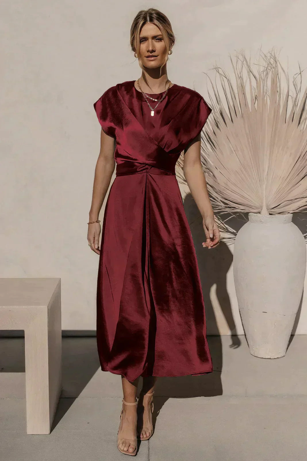 Evangeline | Damen Satinkleid – Sanfter Glanz, Schlank & Festlich Elegant
