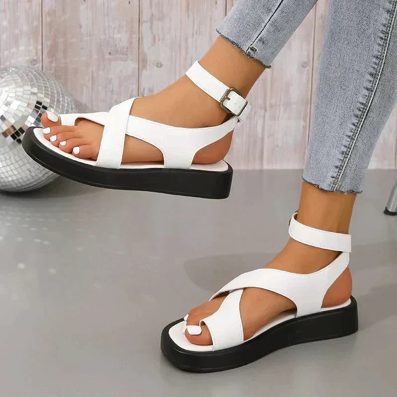 Damen Ledersandalen – Stilvoll und Bequem für den Sommer