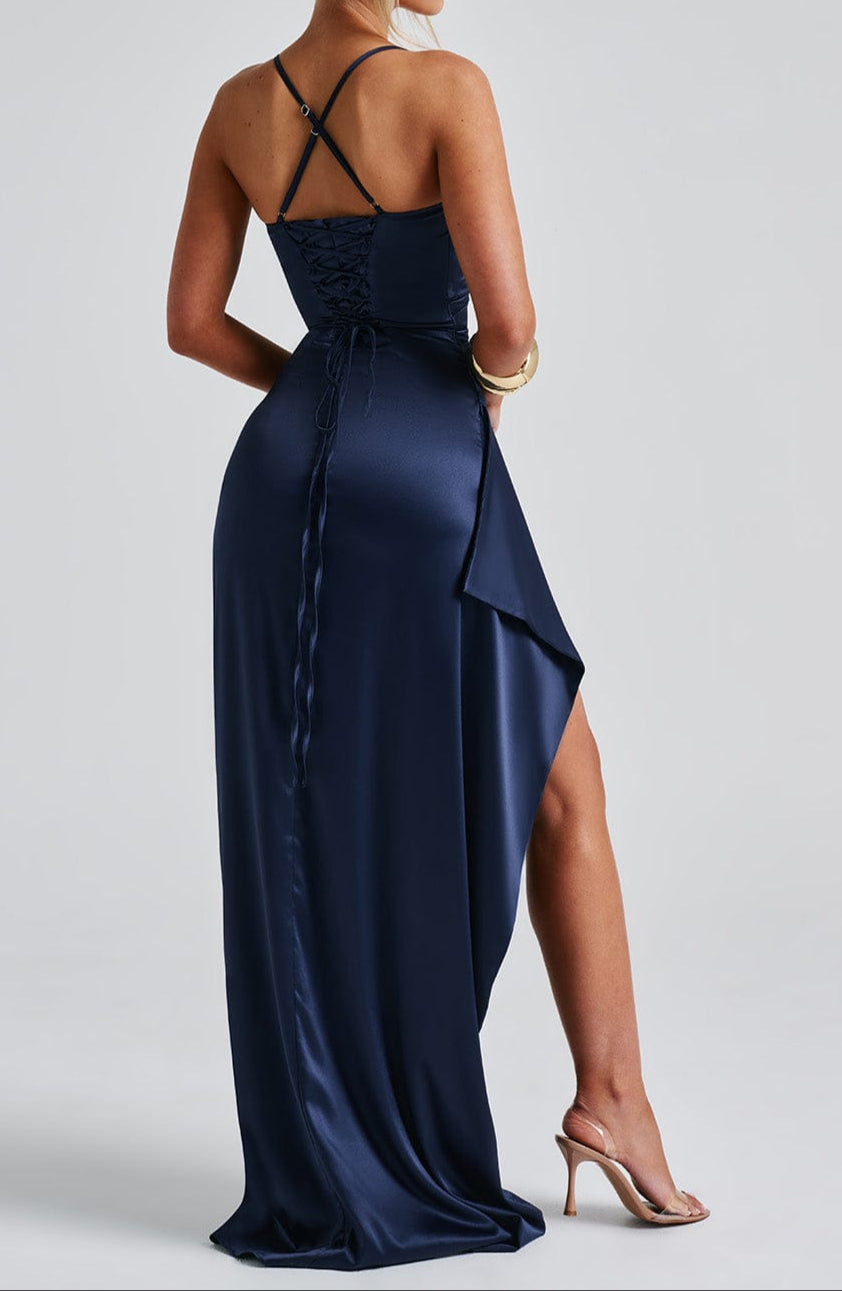 Theresa | Damen Trägerkleid mit hohem Schlitz