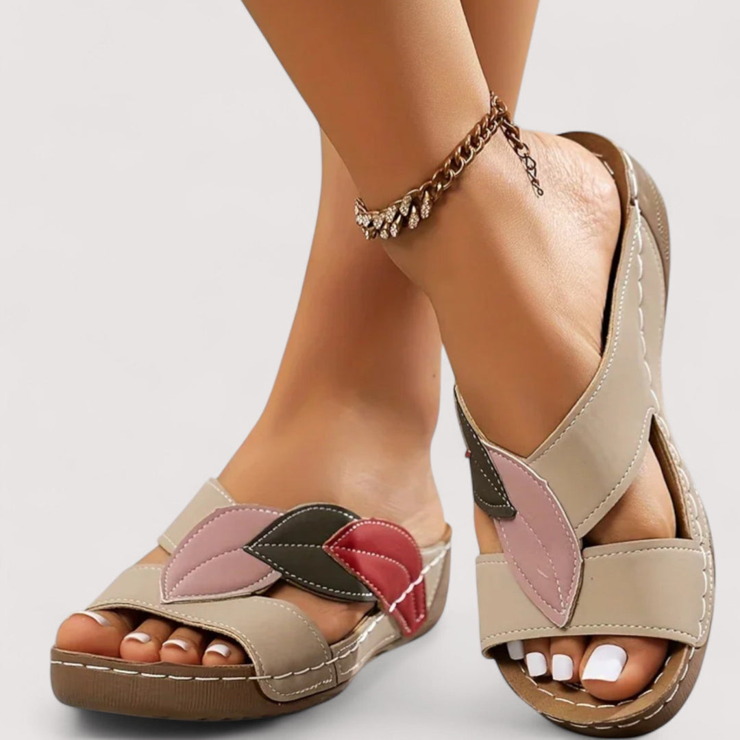 Solveig™ | Slip-on-Sandalen