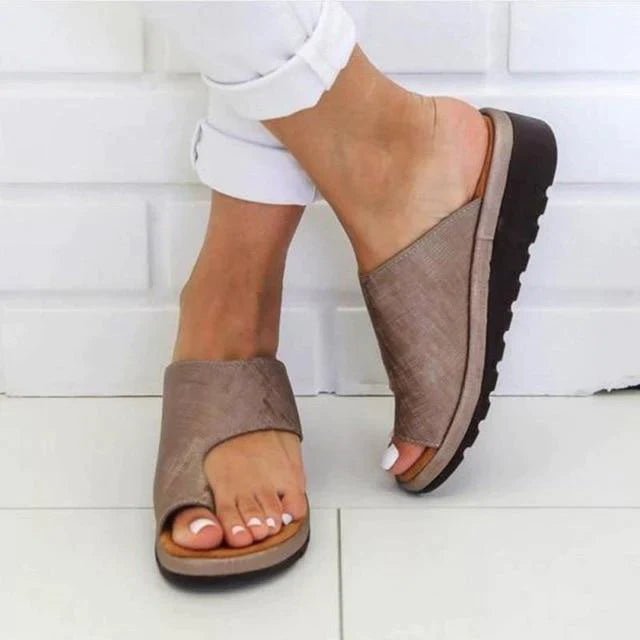Damen - Sandalen - Stilvolle Komfortsandalen aus hochwertigen Materialien - Perfekte Passform für jeden Anlass