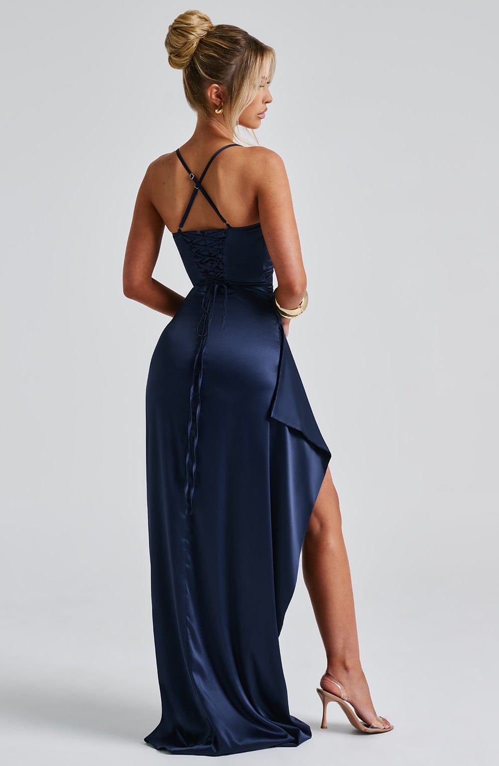 Dunkelblaues Damen Maxi-Abendkleid – Satin-Glanz, Hoher Schlitz & Figurbetonend