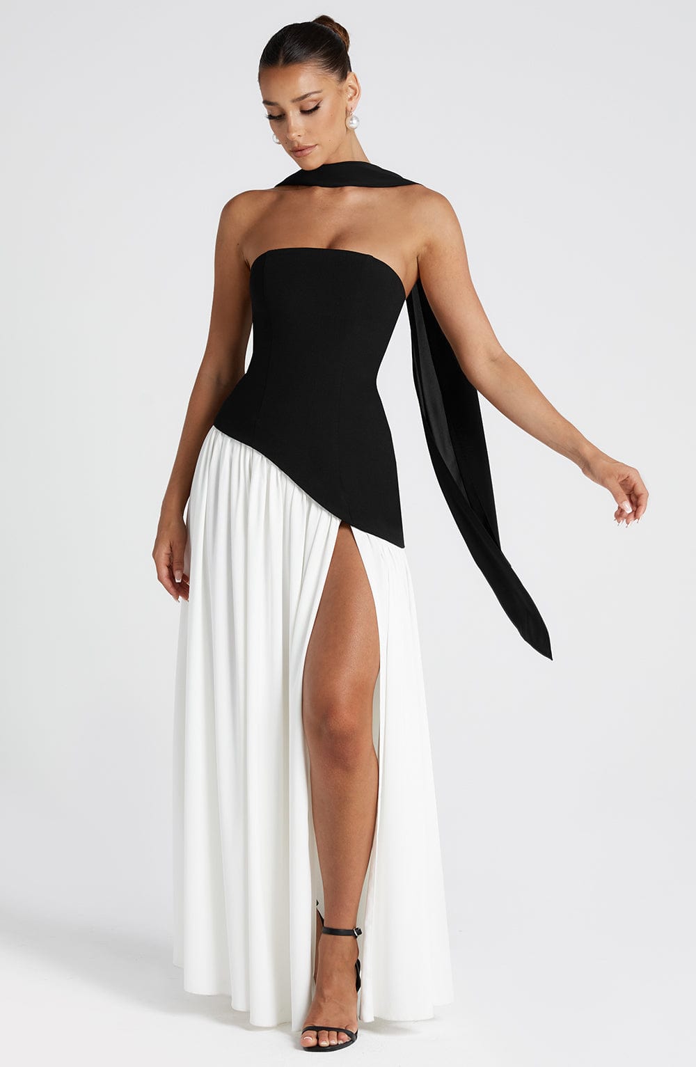 Damen Trägerloses Maxi-Abendkleid – Asymmetrische Taille, Korsett & Hoher Schlitz