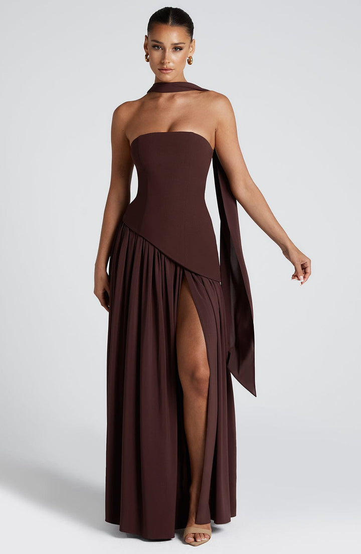Damen Trägerloses Maxi-Abendkleid – Asymmetrische Taille, Korsett & Hoher Schlitz